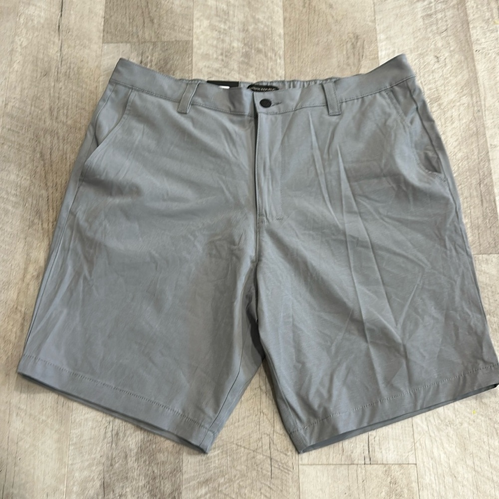 NWT • banana republic • comfort flat front short